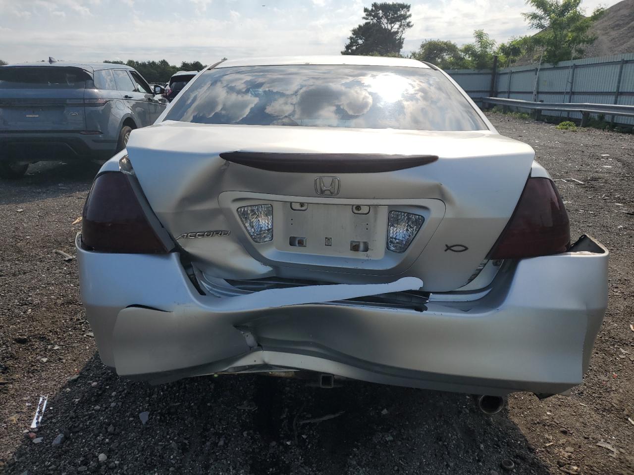 1HGCM56196A175379 2006 Honda Accord Value