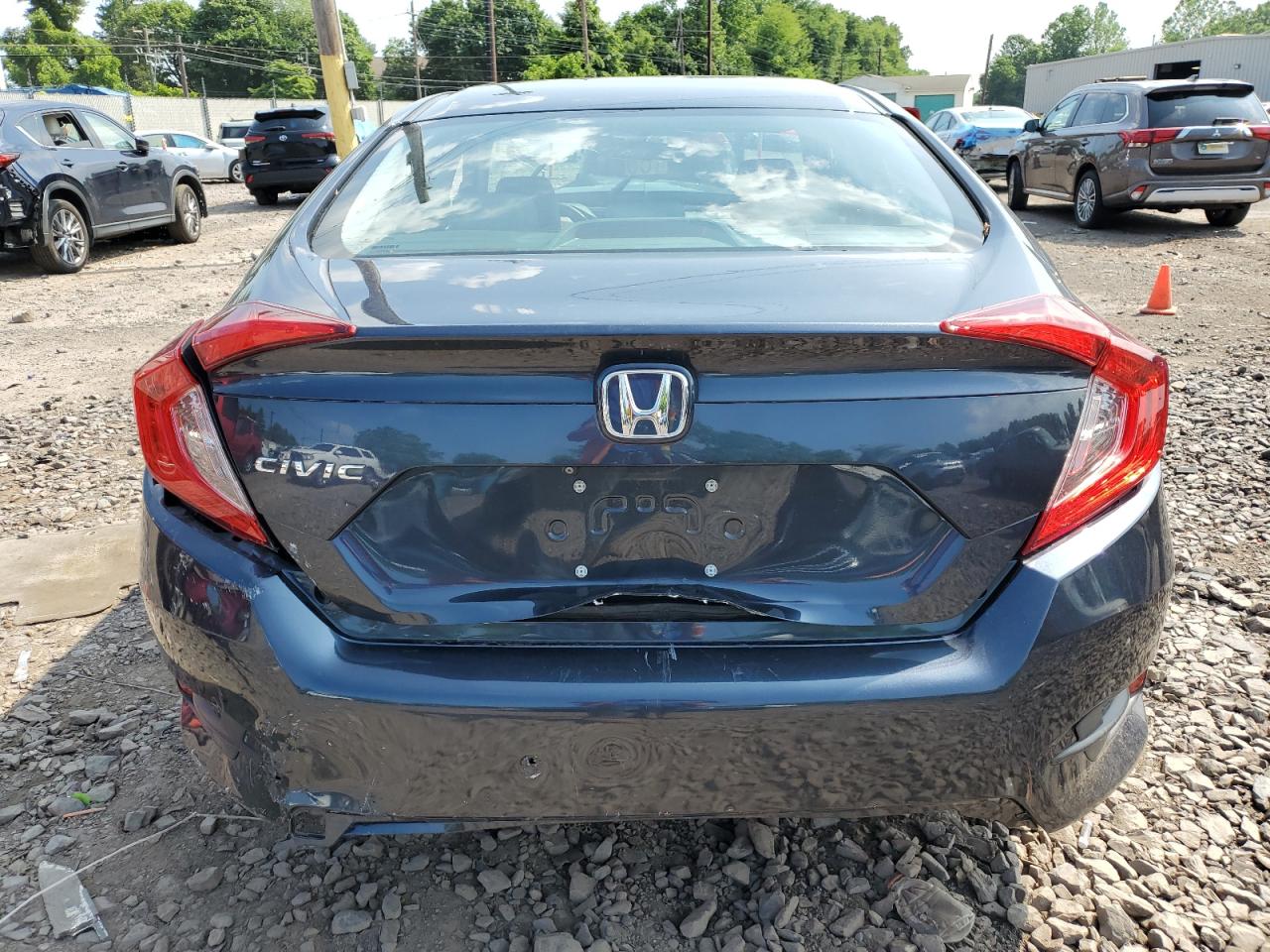 2HGFC2F57HH552751 HONDA CIVIC 2017