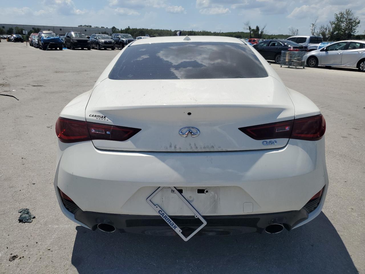 JN1CV7EK4HM111076 2017 Infiniti Q60 Base