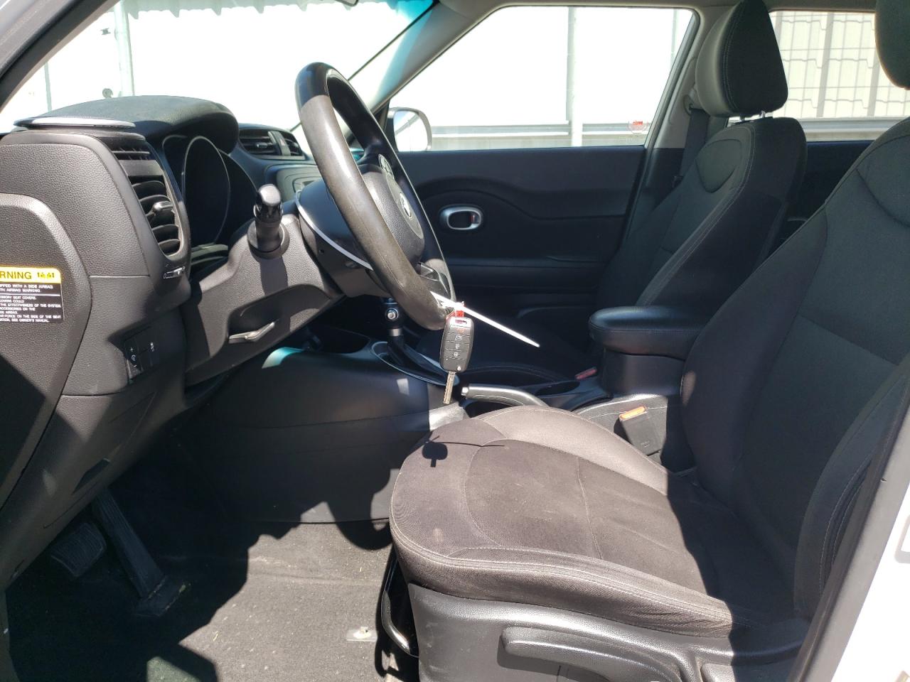 KNDJN2A22G7348465 2016 Kia Soul