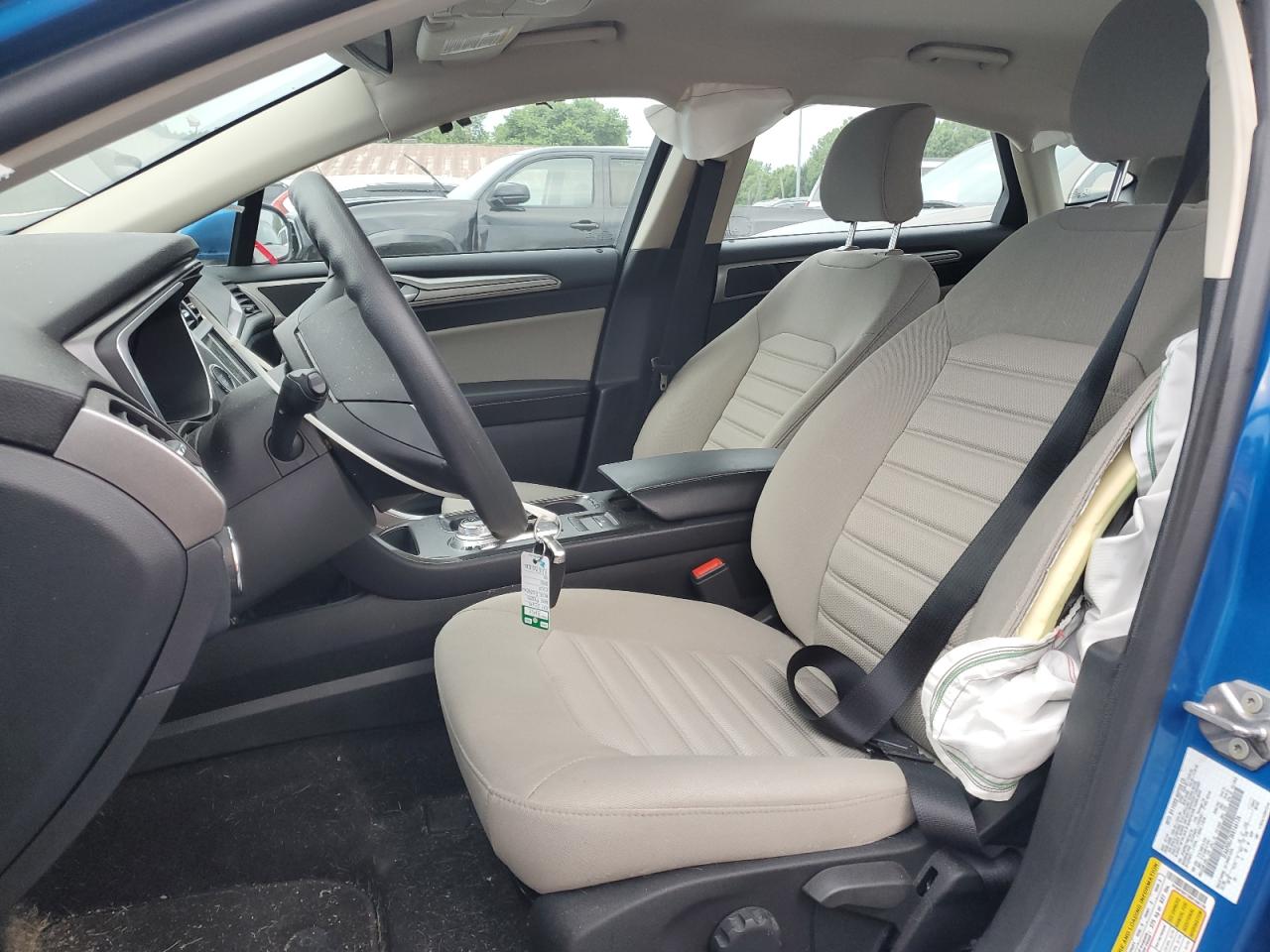 3FA6P0G73KR166126 FORD FUSION 2019