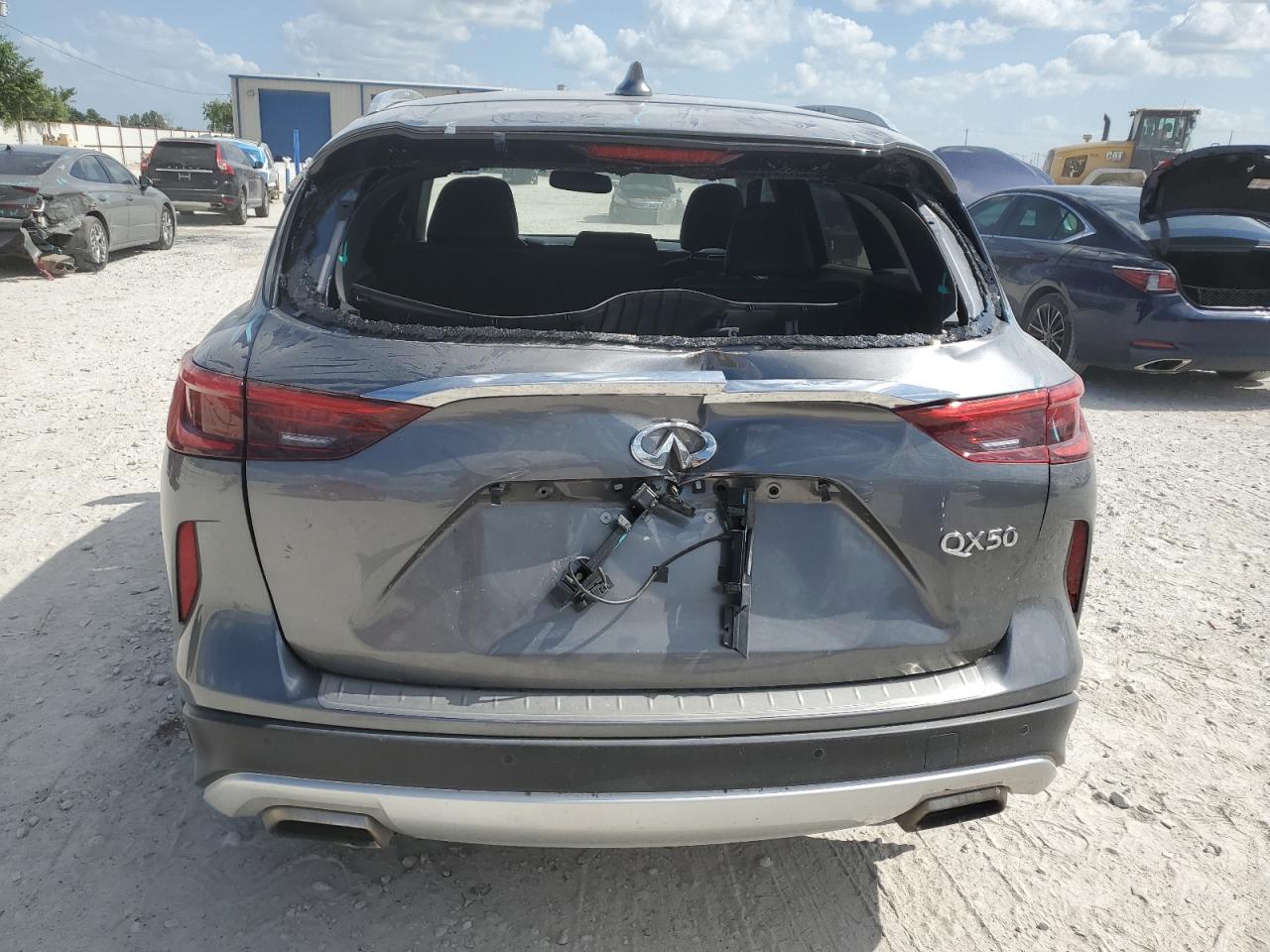 3PCAJ5CA5MF107930 2021 Infiniti Qx50 Essential