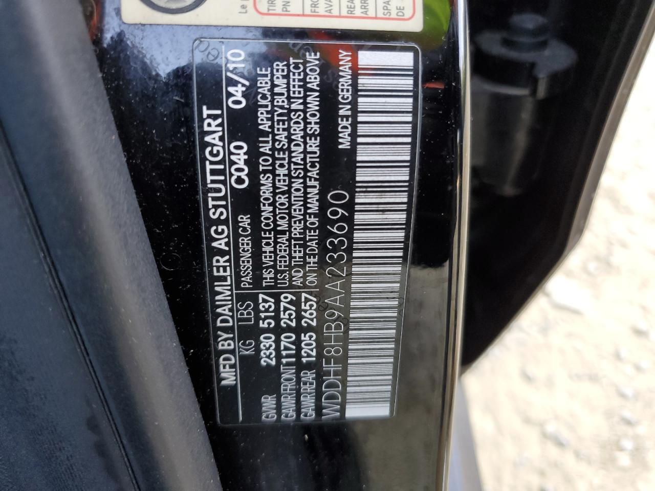 WDDHF8HB9AA233690 2010 Mercedes-Benz E 350 4Matic