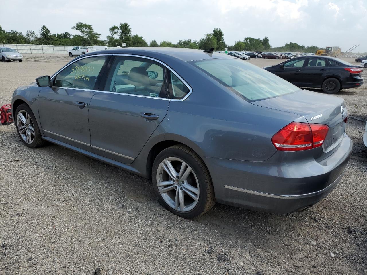 1VWBN7A39DC036248 2013 Volkswagen Passat Se