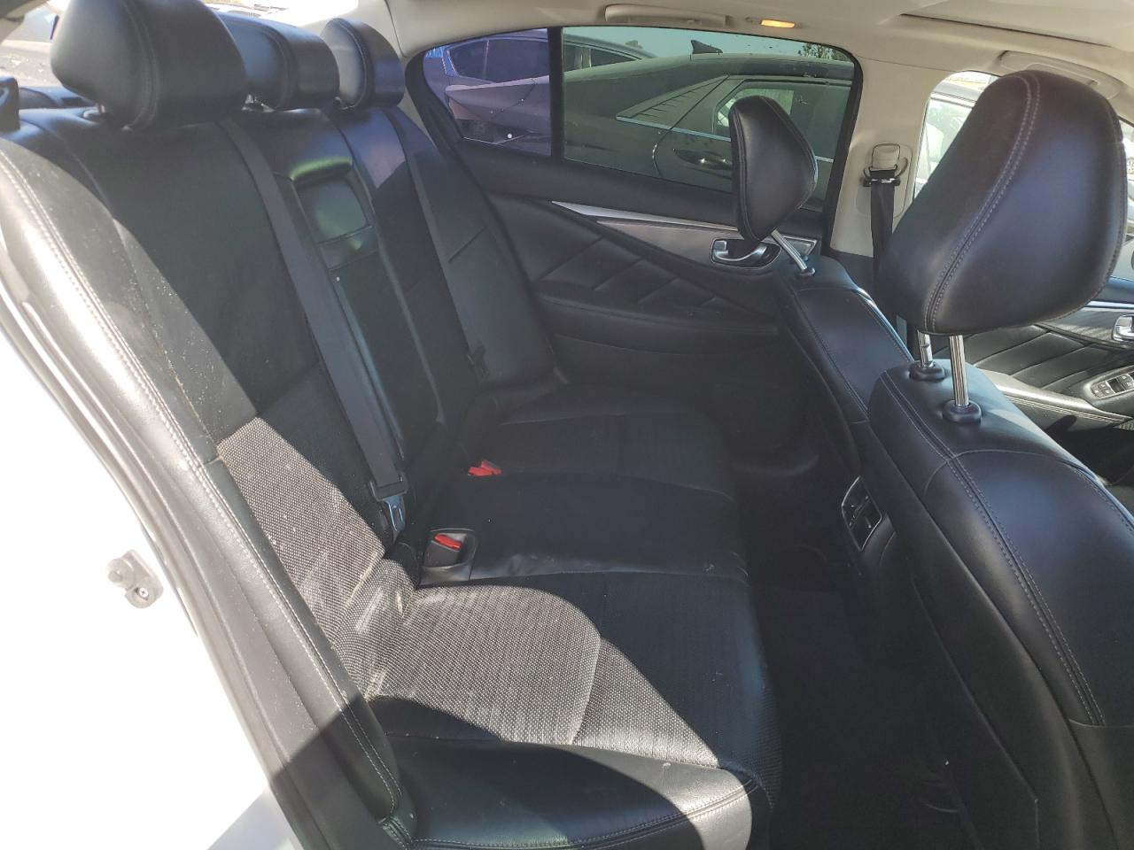 JN1BV7APXFM348794 2015 Infiniti Q50 Base