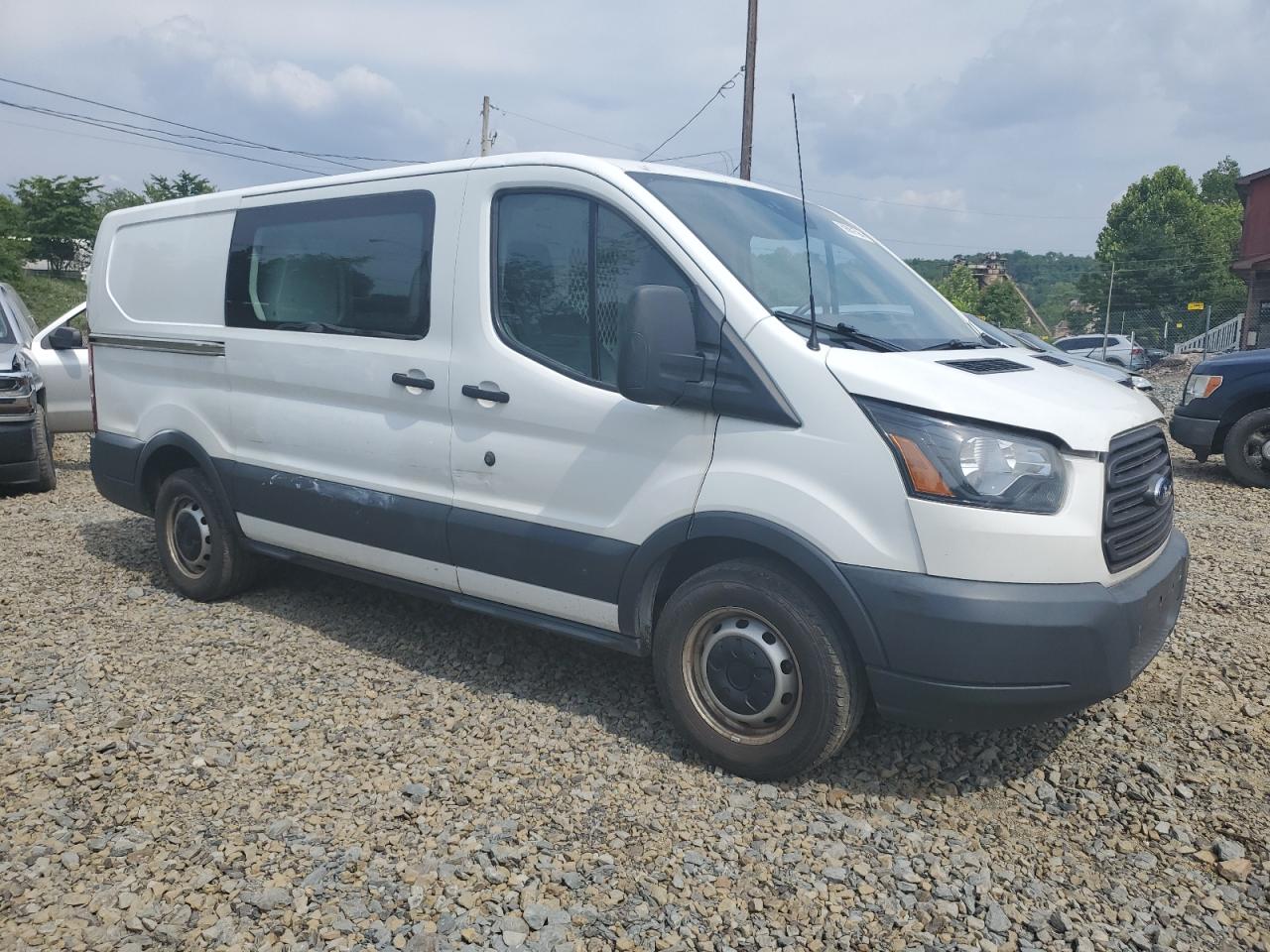 1FTYE1YM1HKA82502 FORD TRANSIT 2017