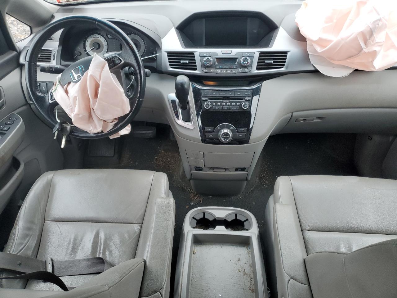 5FNRL5H64BB097826 2011 Honda Odyssey Exl