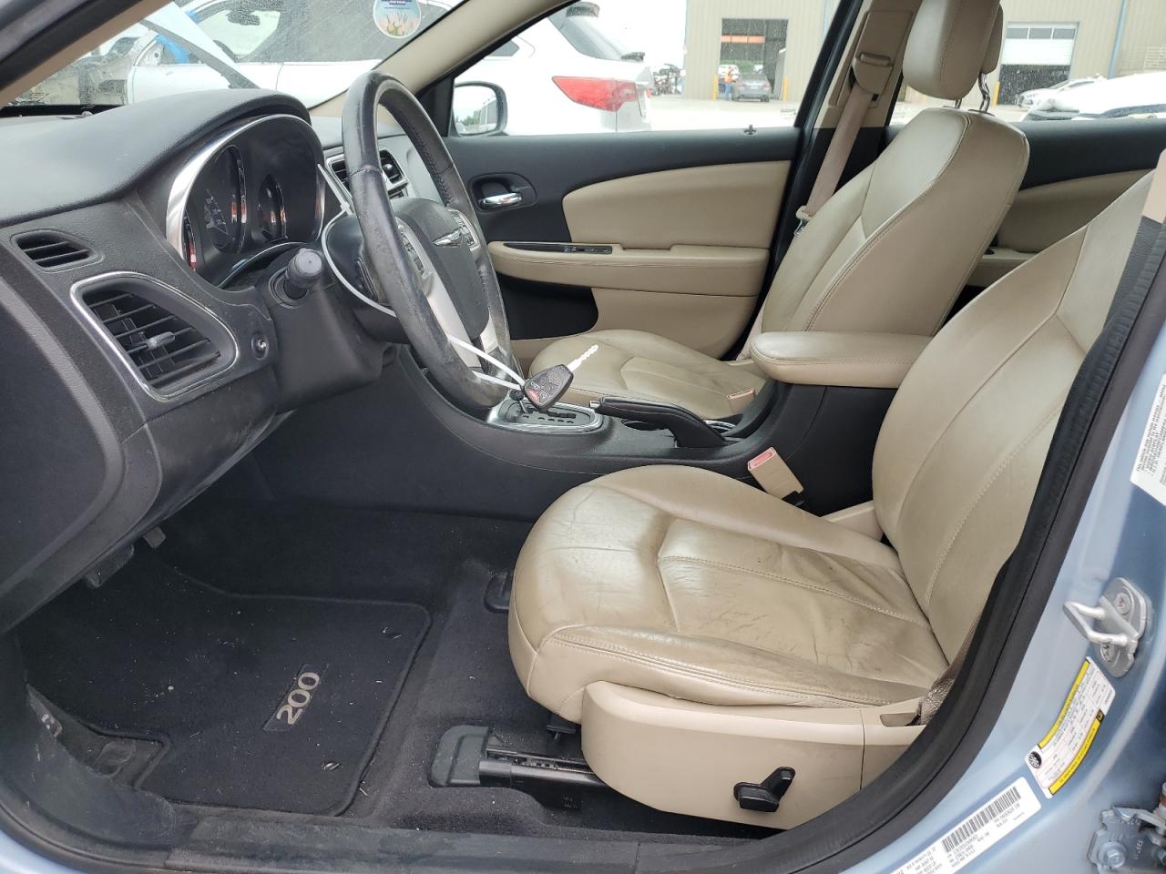 1C3CCBCB1CN305922 2012 Chrysler 200 Limited