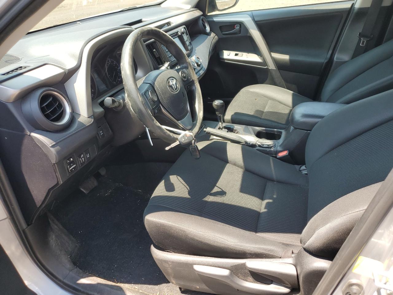 2T3BFREV1HW626504 2017 Toyota Rav4 Le