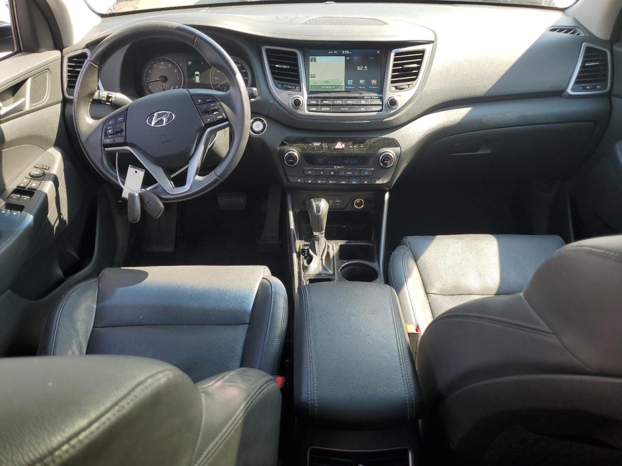 KM8J3CA20GU245781 2016 Hyundai Tucson Limited