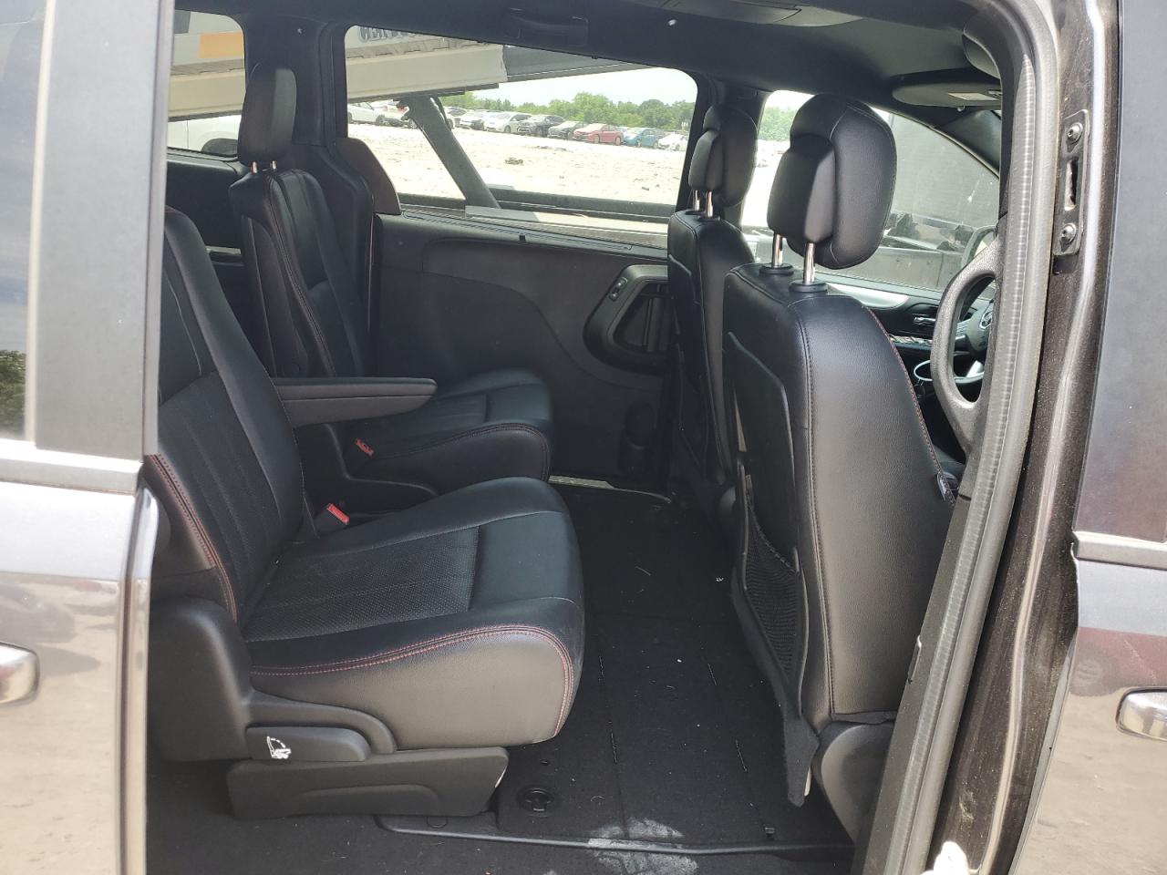 2C4RDGEG0KR513753 2019 Dodge Grand Caravan Gt