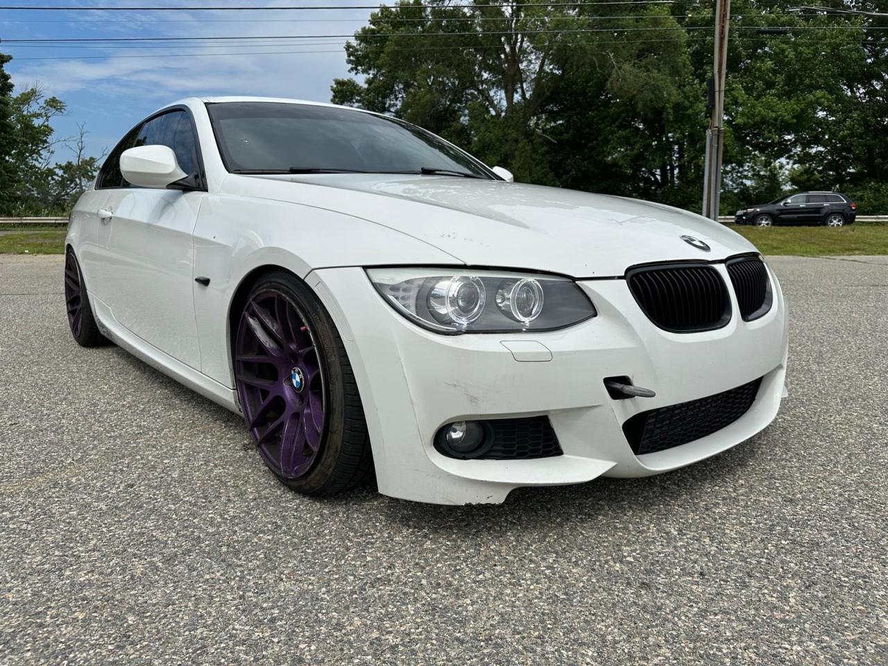 WBAKF9C57BE672112 2011 BMW 335 Xi