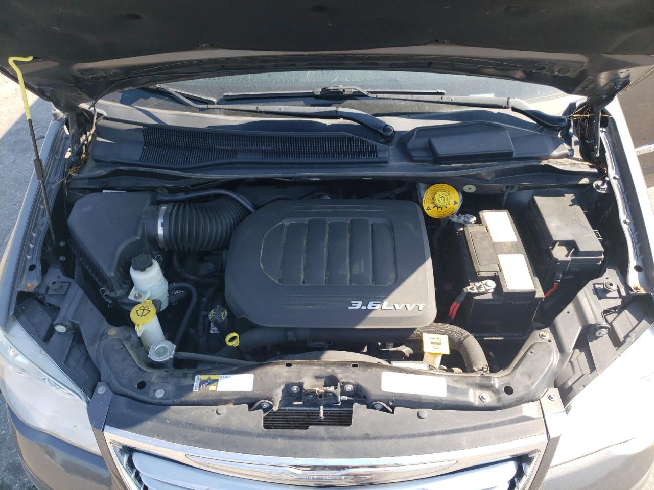 2C4RC1CG6GR261131 2016 Chrysler Town & Country Touring L