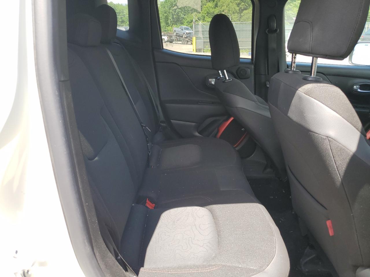 ZACCJBCT7GPD14938 2016 Jeep Renegade Trailhawk