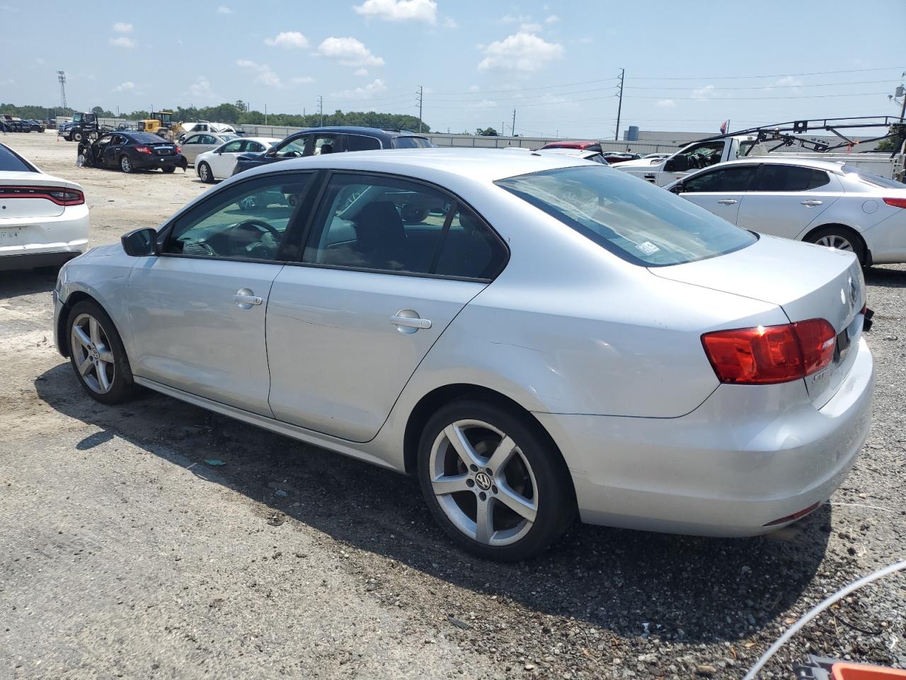 2013 Volkswagen Jetta Base vin: 3VW2K7AJXDM367717