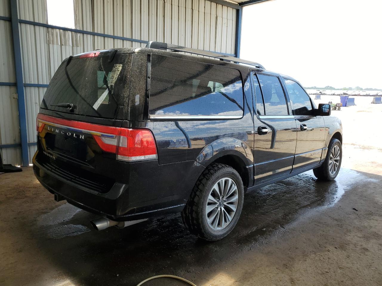 2017 Lincoln Navigator L Select vin: 5LMJJ3JT9HEL04219