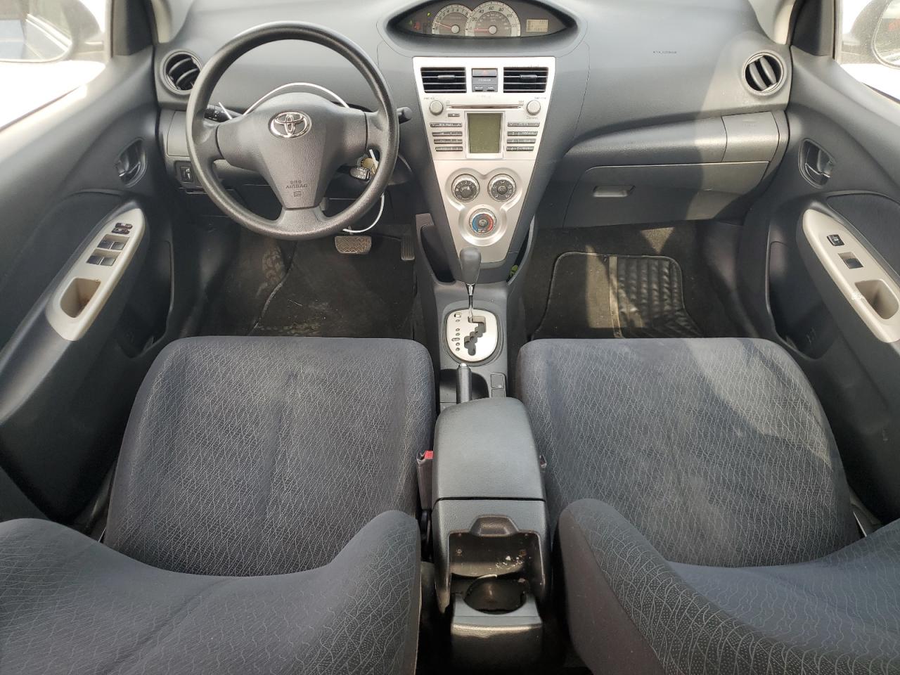 JTDBT923771037952 2007 Toyota Yaris