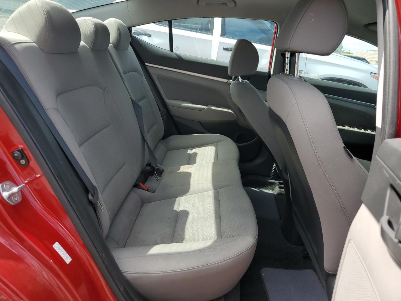 KMHD84LF1KU742089 2019 Hyundai Elantra Sel