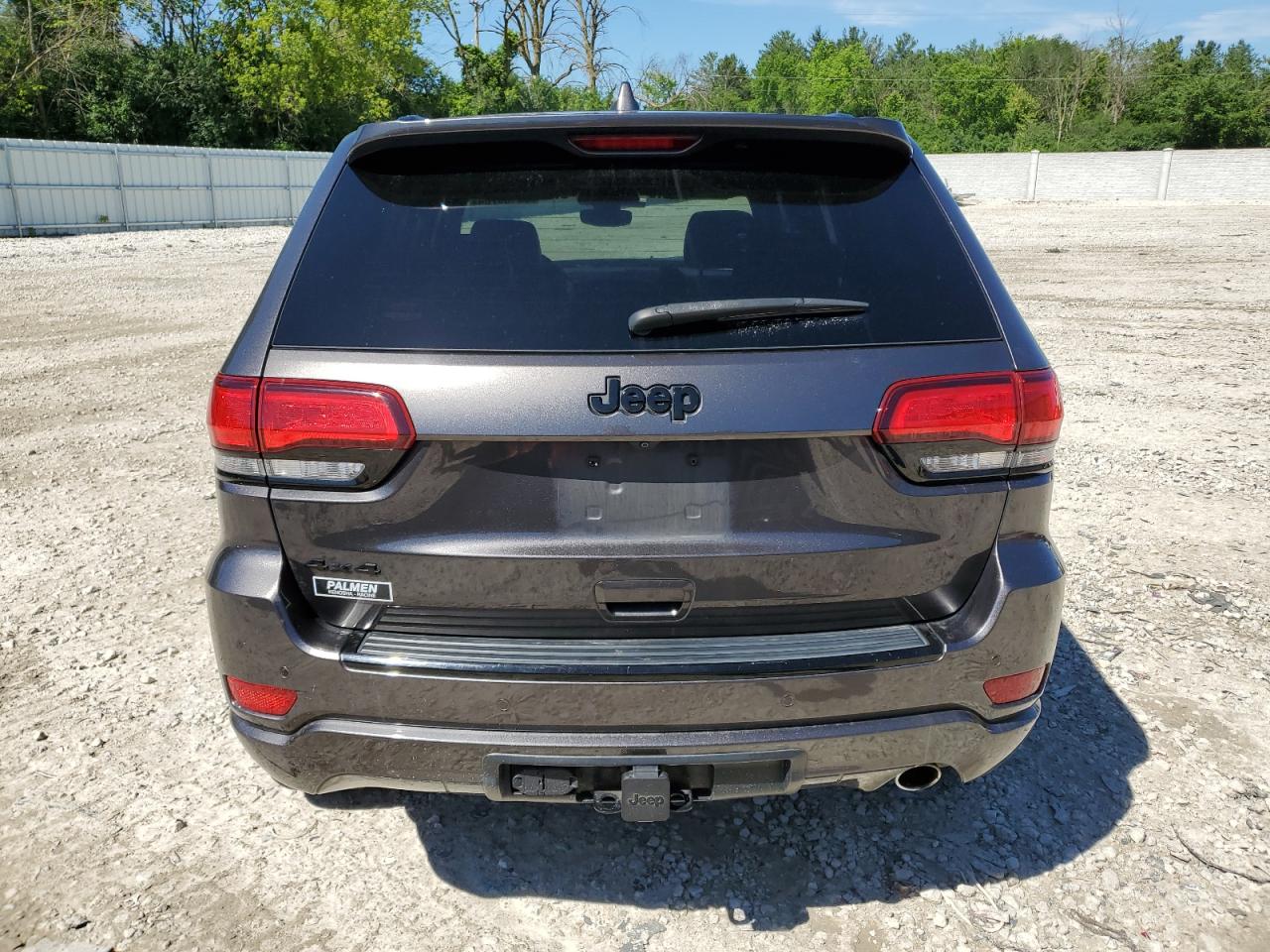 1C4RJFAG8HC875873 2017 Jeep Grand Cherokee Laredo