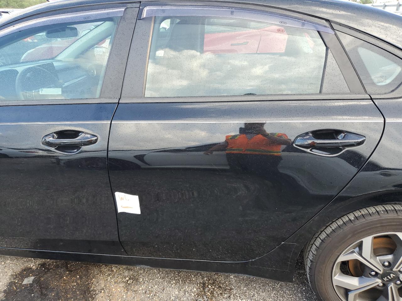 3KPF24AD1KE064586 2019 Kia Forte Fe