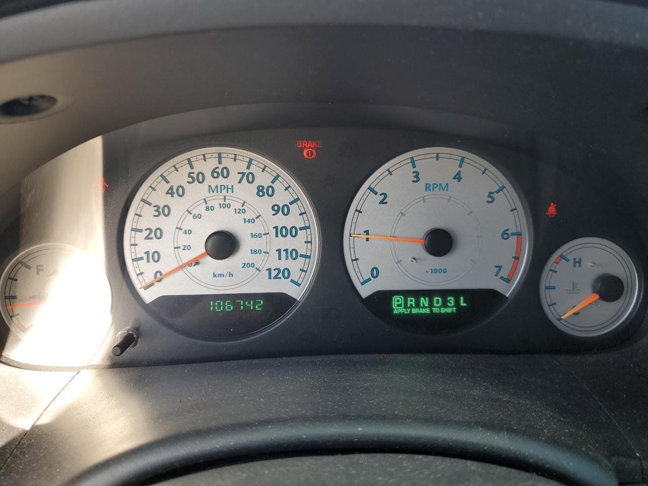 2C4GP54L55R421110 2005 Chrysler Town & Country Touring