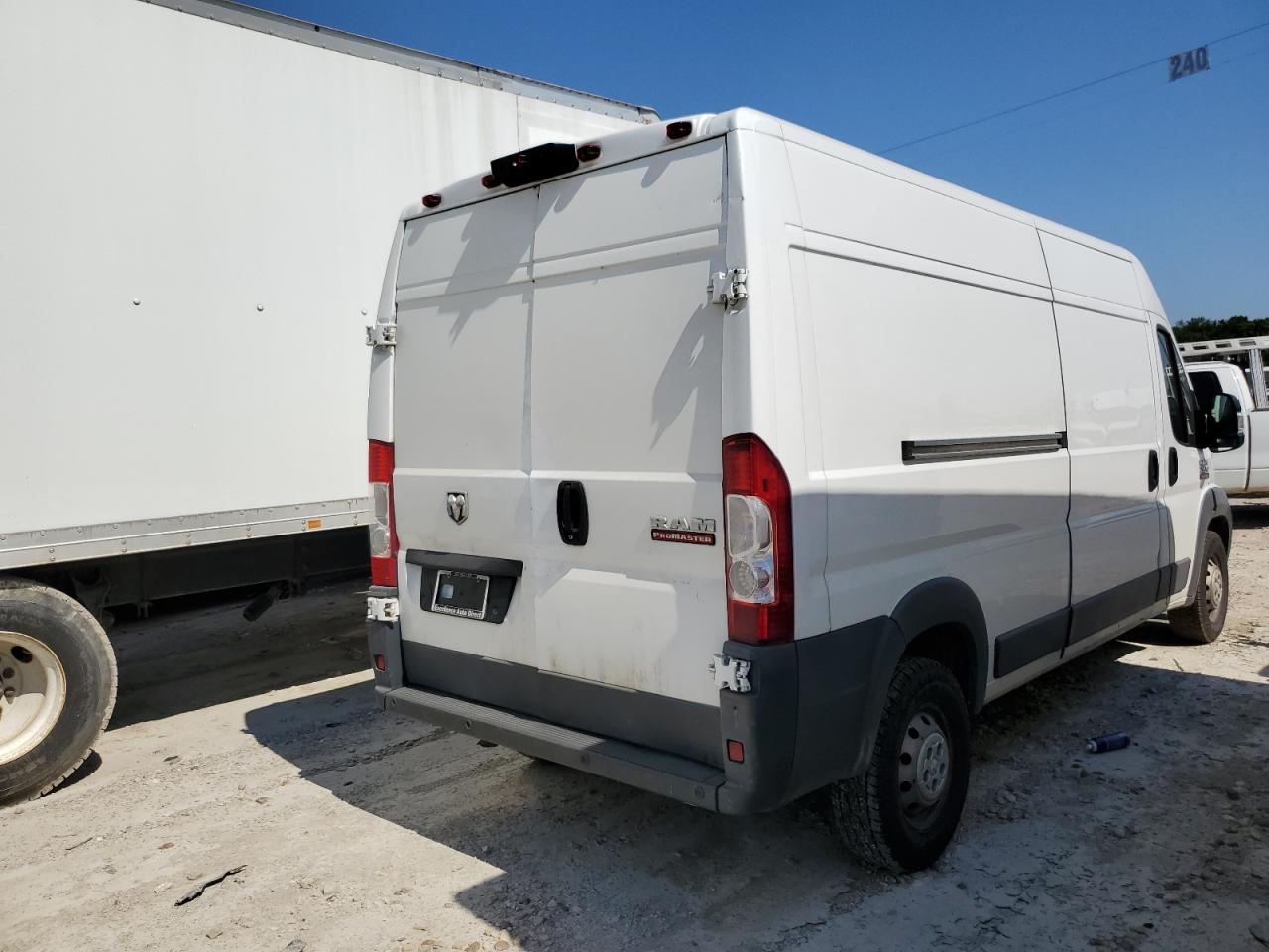 2018 Ram Promaster 2500 2500 High vin: 3C6TRVDG3JE158503