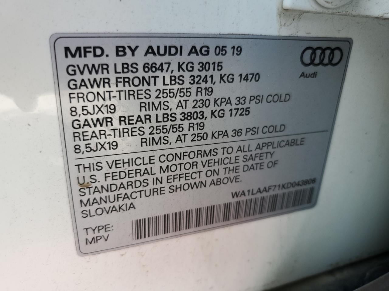 WA1LAAF71KD043806 2019 Audi Q7 Premium Plus