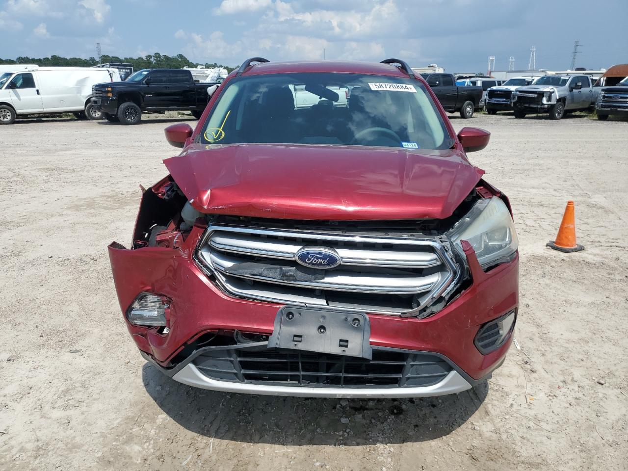 1FMCU0GD7HUC95169 FORD ESCAPE 2017