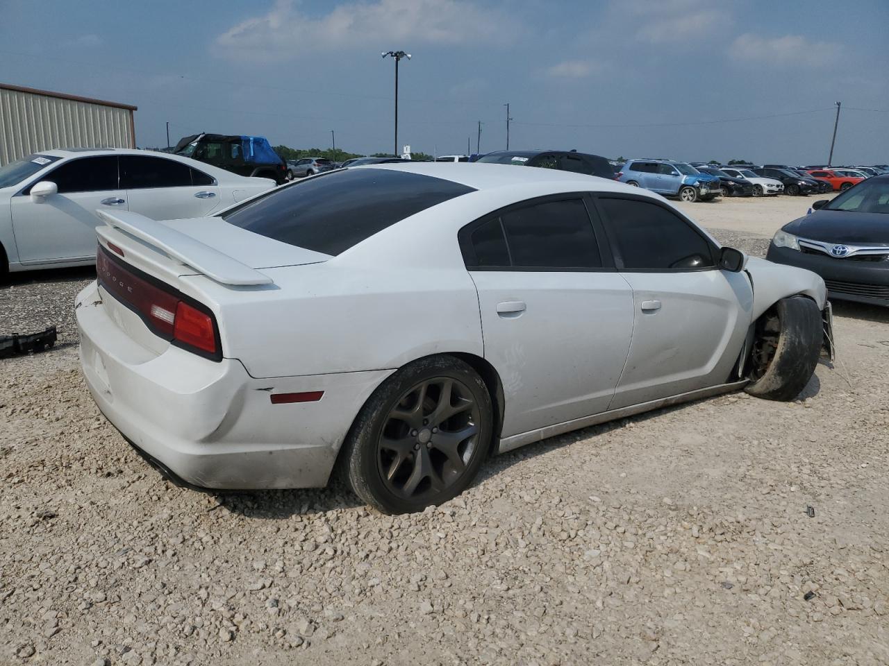 2C3CDXBGXEH143677 2014 Dodge Charger Se