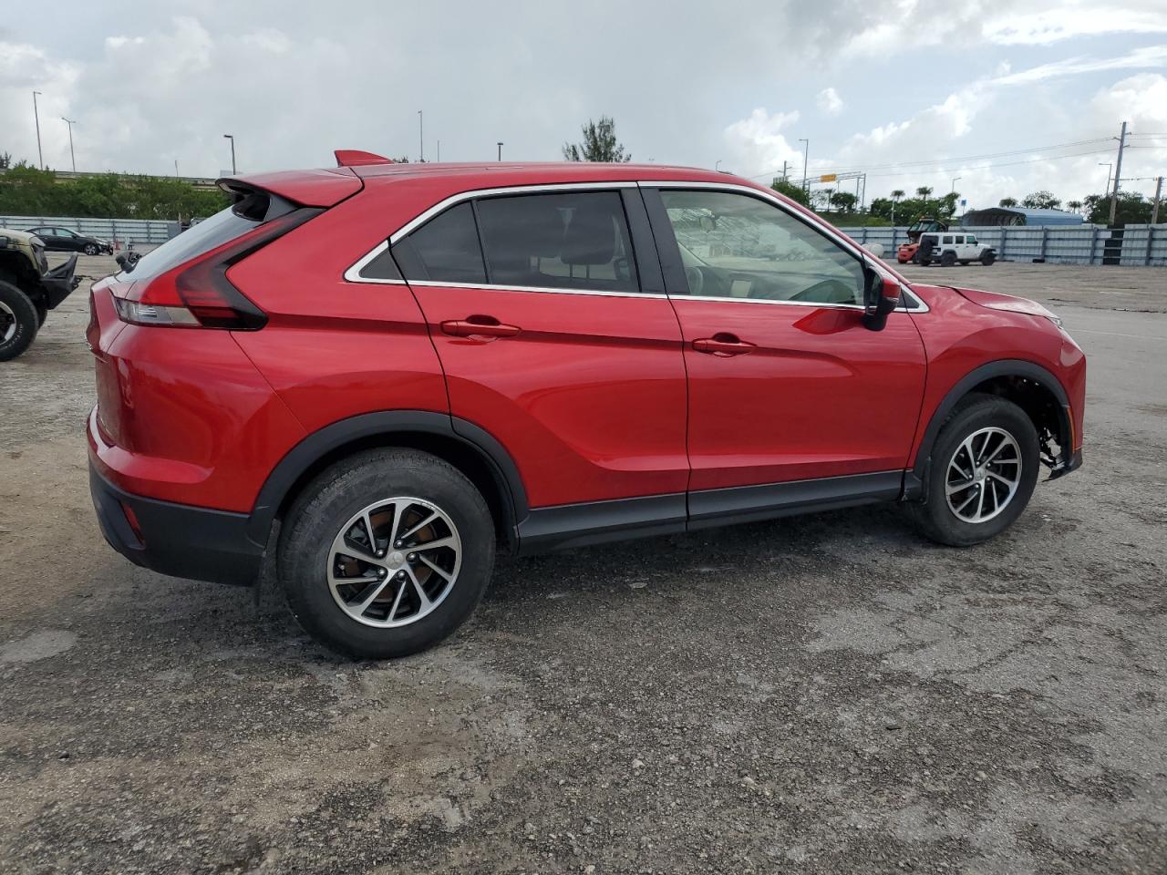 JA4ATUAA7PZ002242 2023 Mitsubishi Eclipse Cross Es