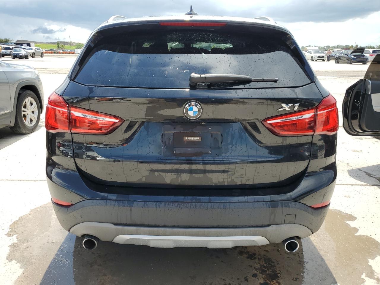 WBXHU7C35J5H41373 2018 BMW X1 Sdrive28I