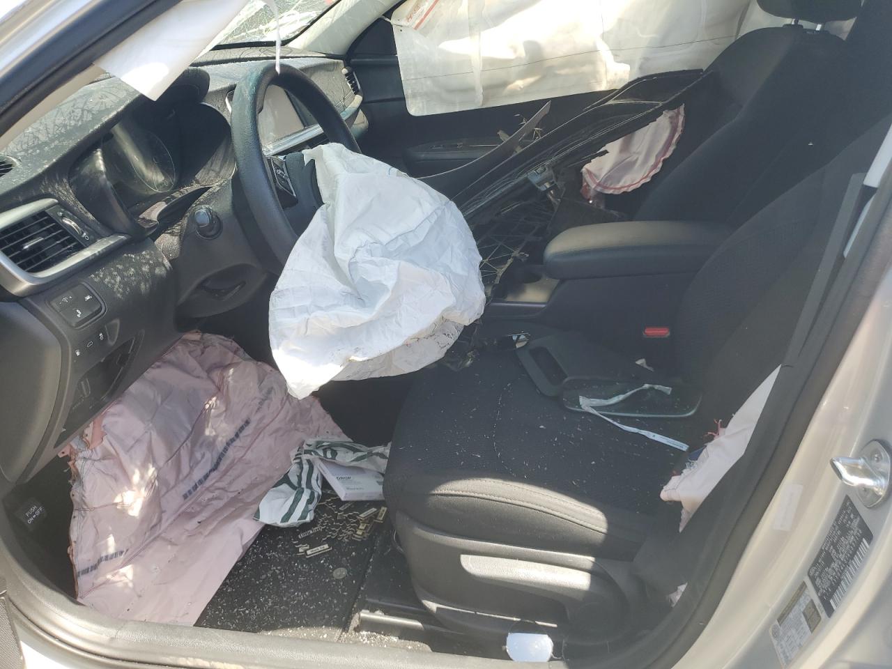 5XXGT4L37KG337138 2019 Kia Optima Lx