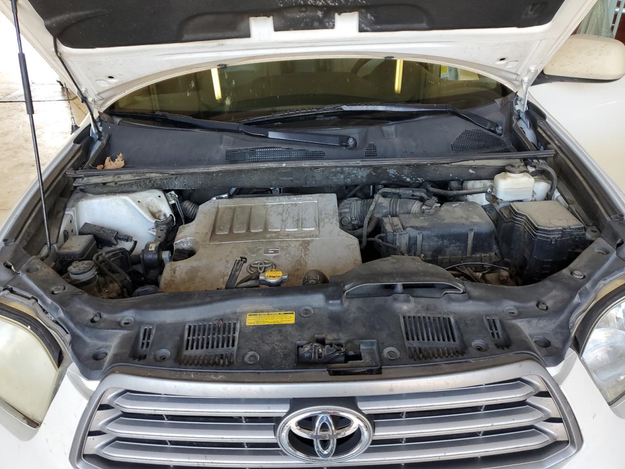 5TDZK3EH4AS022213 2010 Toyota Highlander