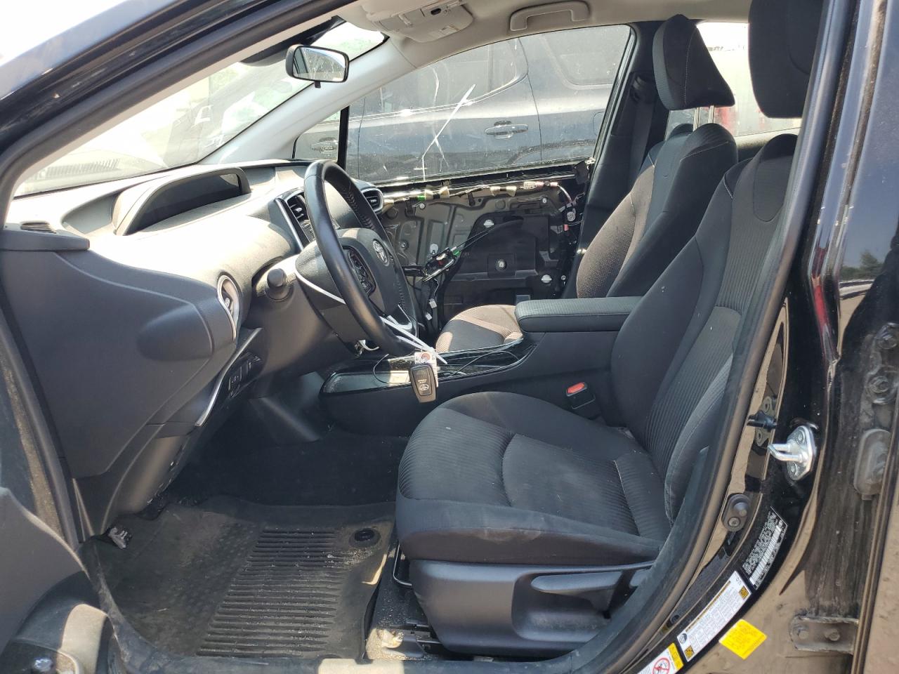 JTDKAMFP0N3208046 2022 Toyota Prius Prime Le