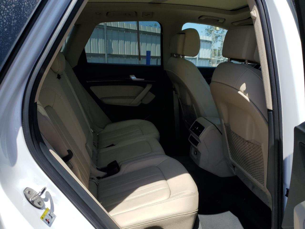 WA1BNAFY8J2086591 2018 Audi Q5 Premium Plus