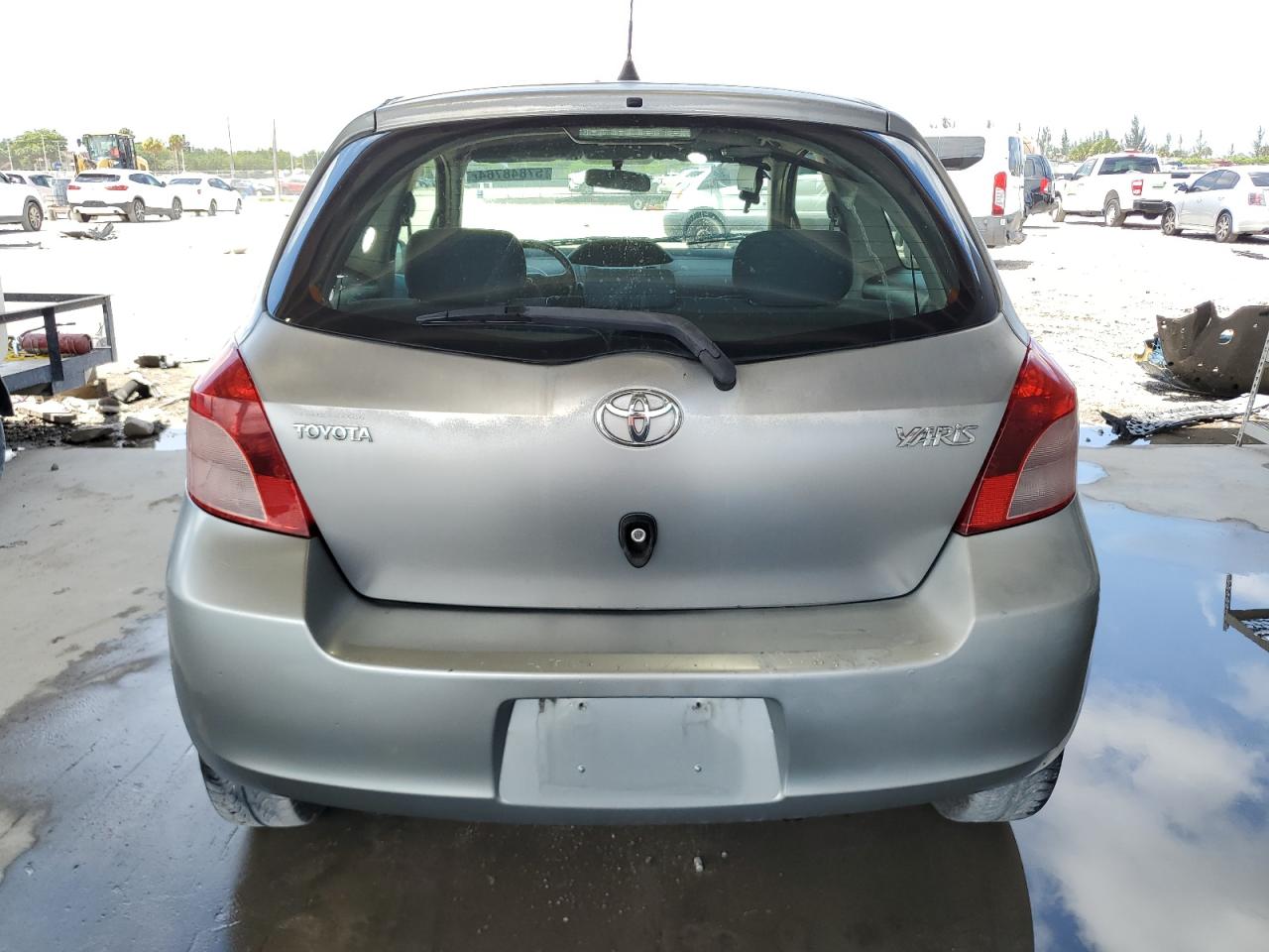 JTDJT923685173110 2008 Toyota Yaris