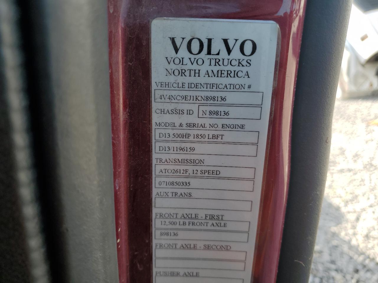 4V4NC9EJ1KN898136 2019 Volvo Vn Vnl