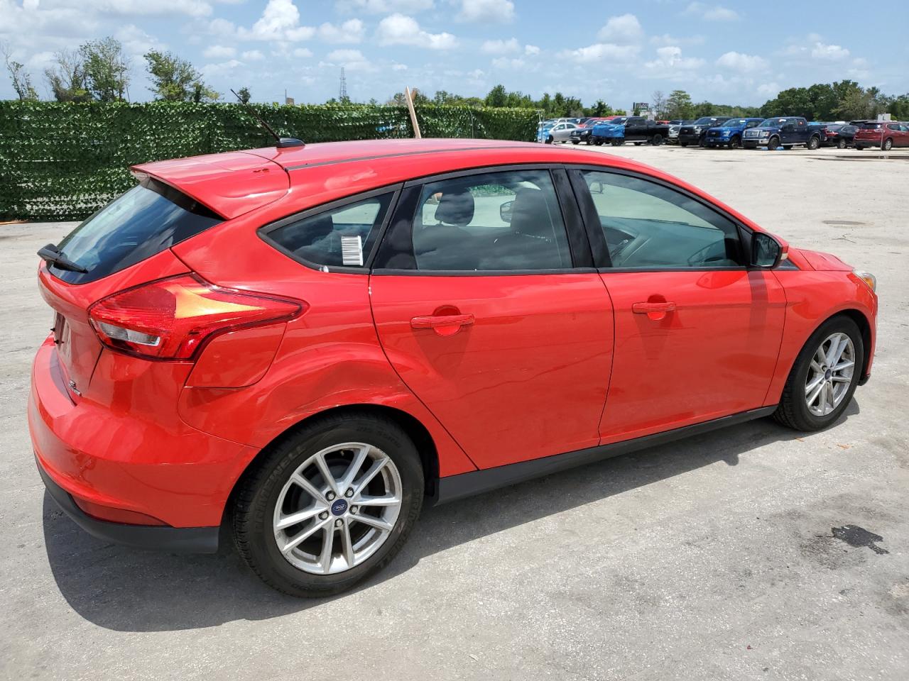 1FADP3K27GL205102 2016 Ford Focus Se