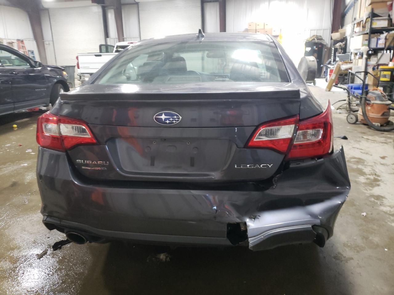 4S3BNAR64J3022624 2018 Subaru Legacy Sport