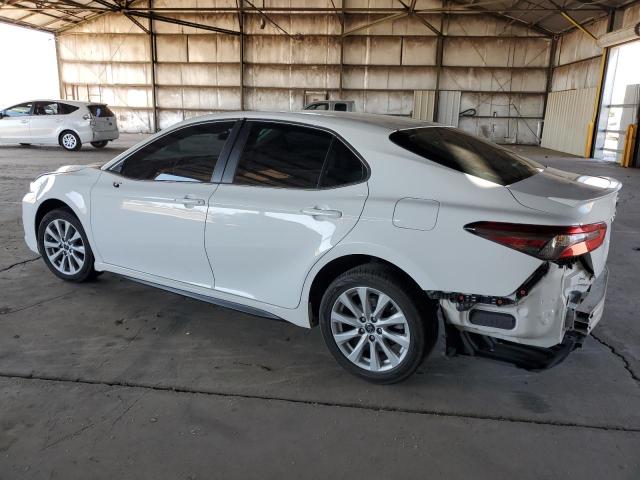 VIN 4T1B11HK3JU086198 2018 Toyota Camry, L no.2