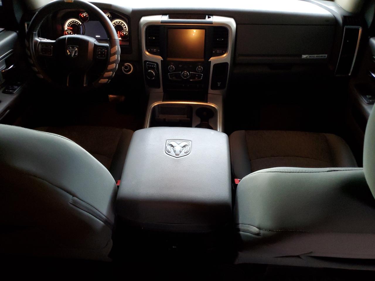 1C6RR6LT6GS169631 2016 Ram 1500 Slt