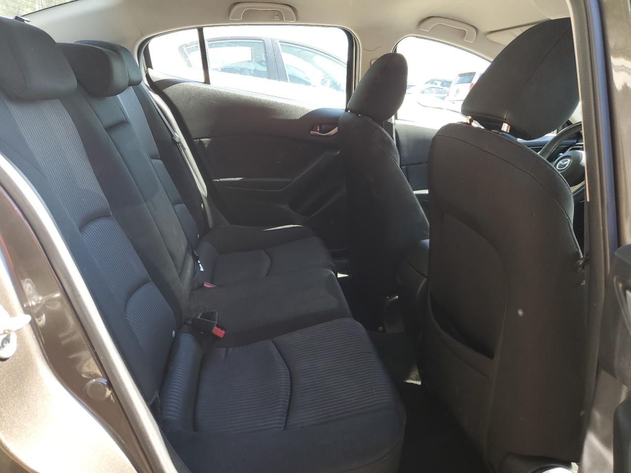 JM1BM1U77G1322049 2016 Mazda 3 Sport