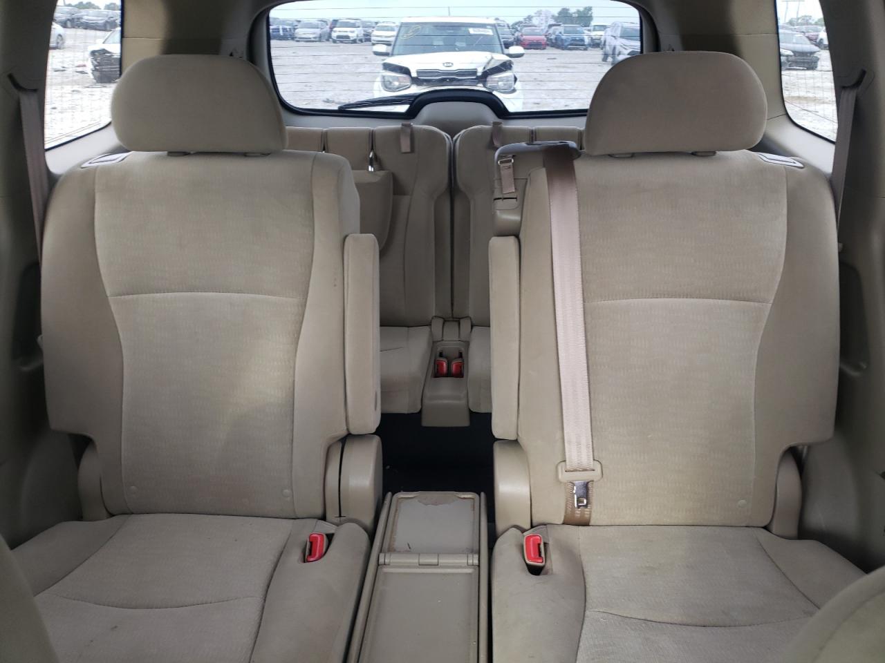 5TDZA3EH8CS025721 2012 Toyota Highlander Base