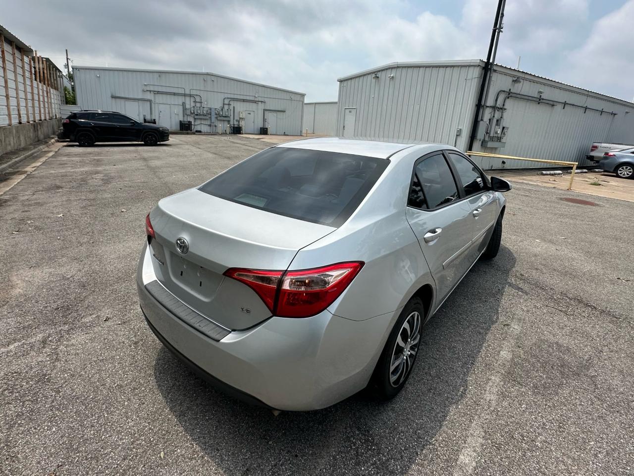 2017 Toyota Corolla L vin: 5YFBURHE6HP702164