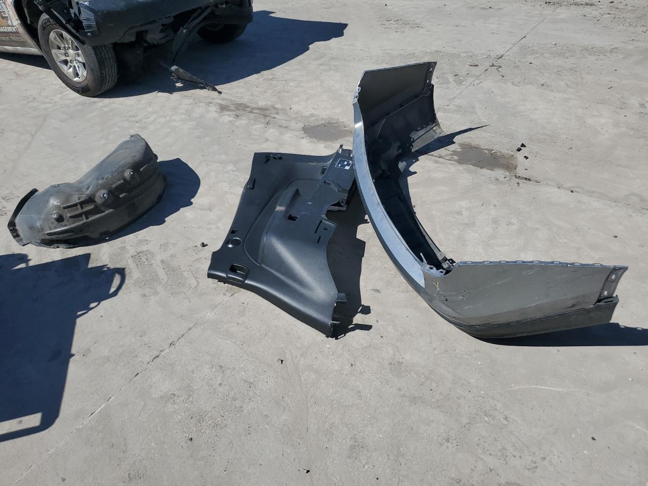 5FNYF5H85JB005285 HONDA PILOT 2018