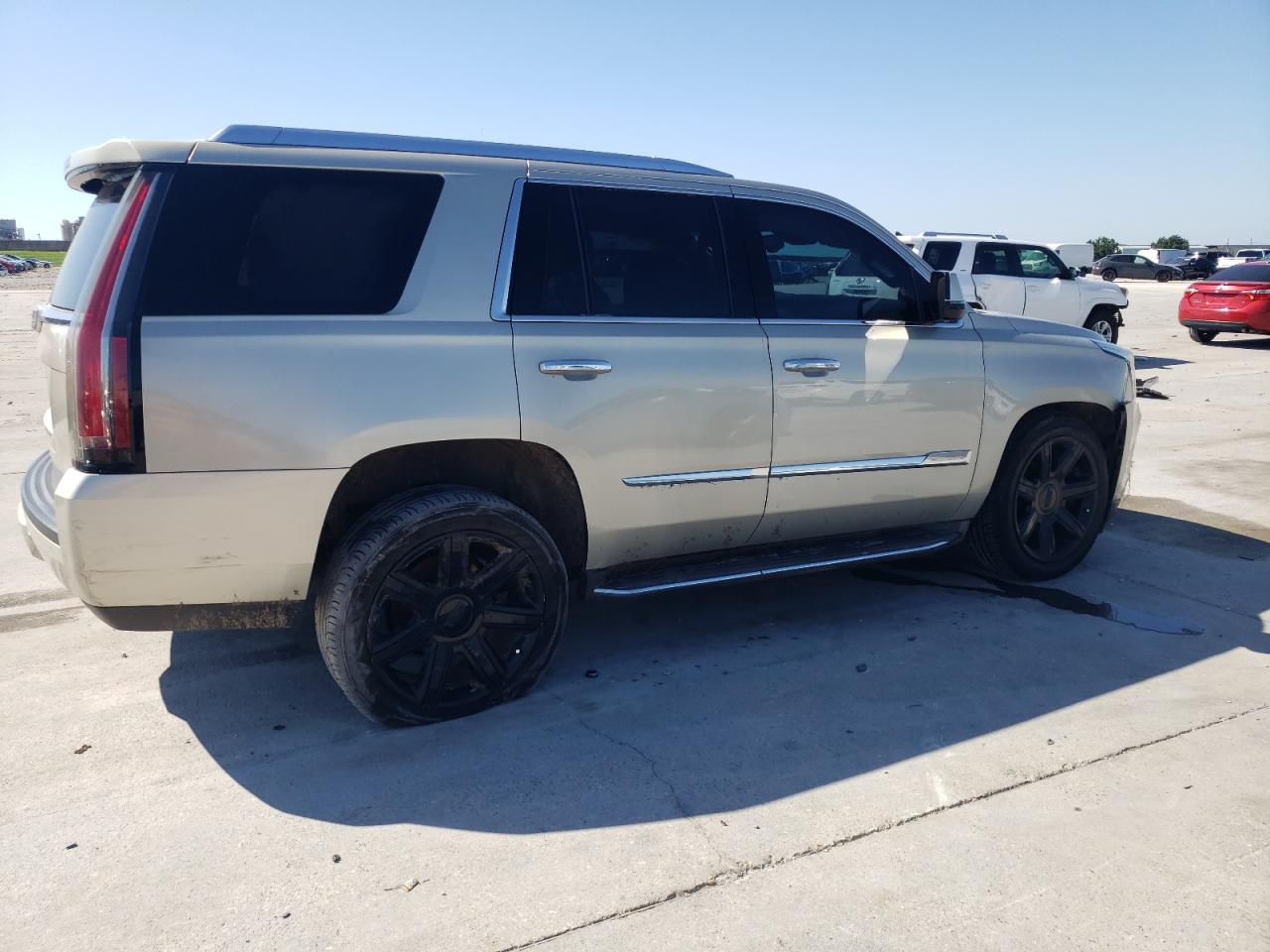 1GYS4MKJ2FR531273 2015 Cadillac Escalade Luxury