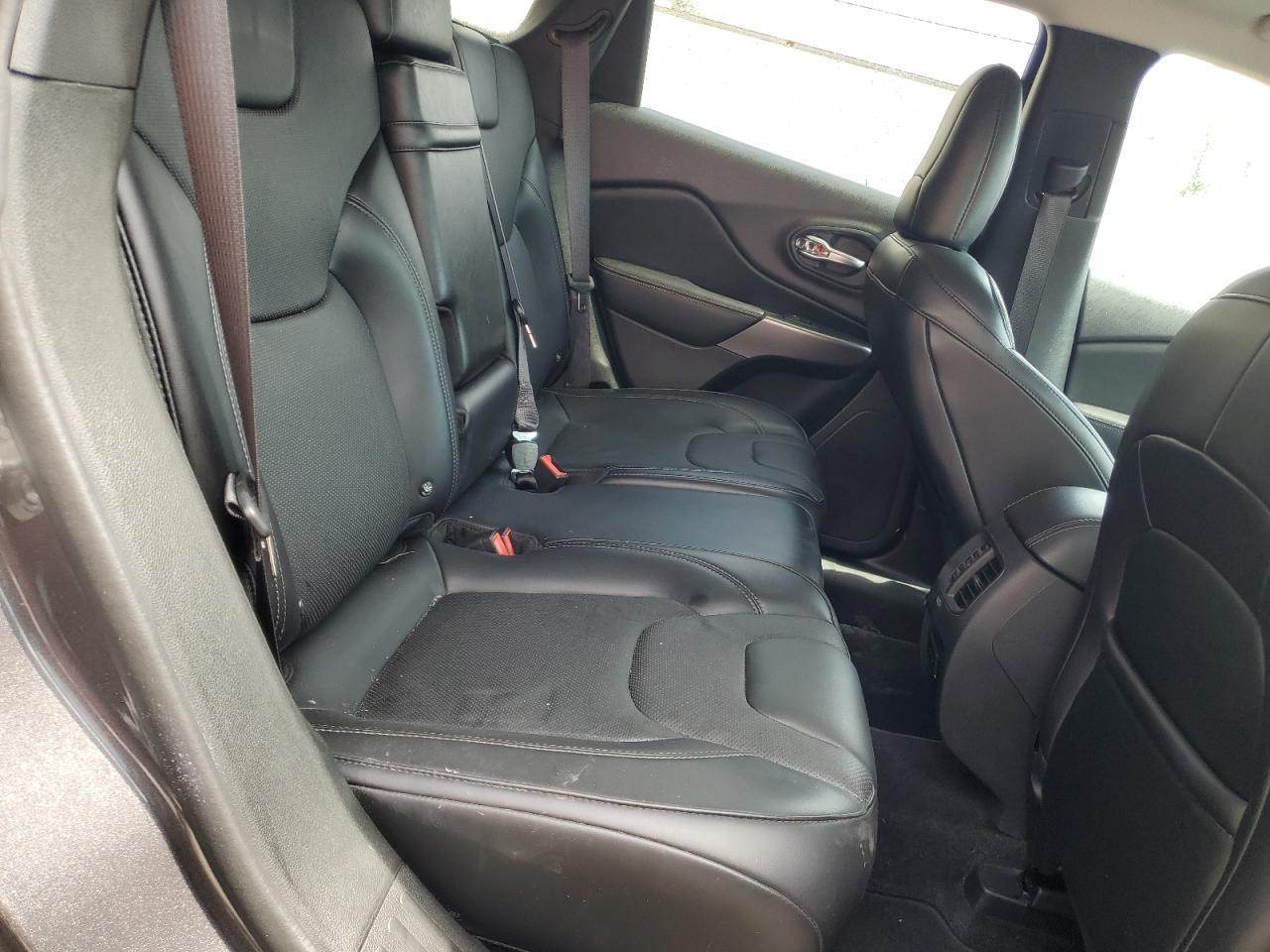 1C4PJLDB1KD209767 2019 Jeep Cherokee Limited