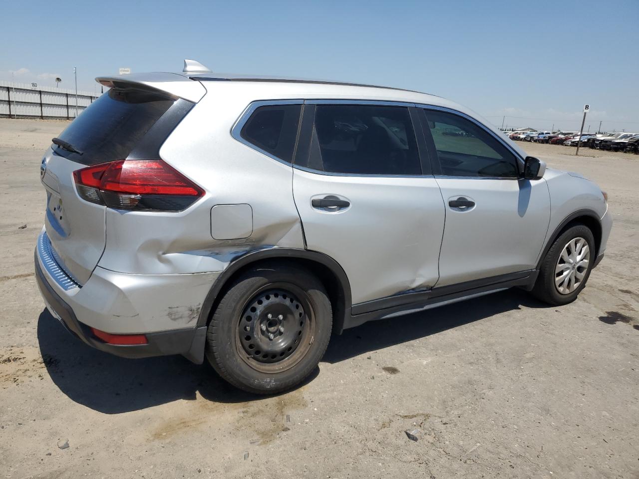 JN8AT2MT2HW382606 NISSAN ROGUE 2017