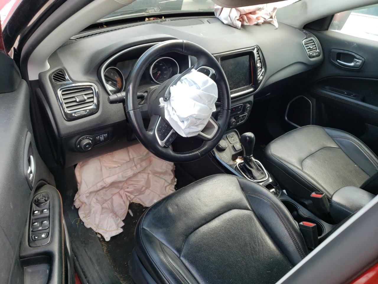 3C4NJDCB8KT666536 2019 Jeep Compass Limited