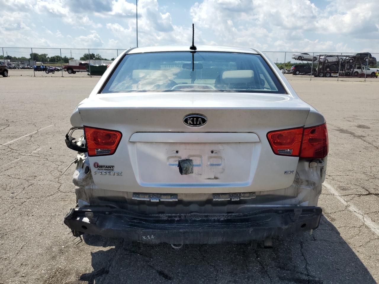 KNAFU4A28A5242753 2010 Kia Forte Ex